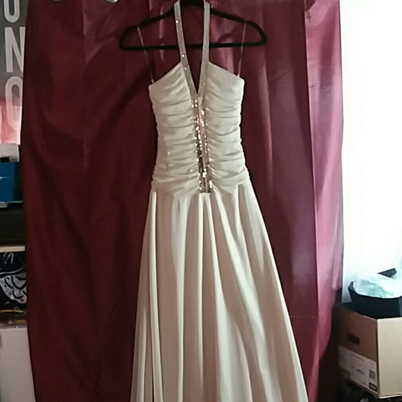 Fashion Bug Dresses & Skirts - Prom Formal dress. Cream w/ Gold